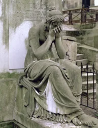 Figure de deuil, du tombeau de Pierre Gareau